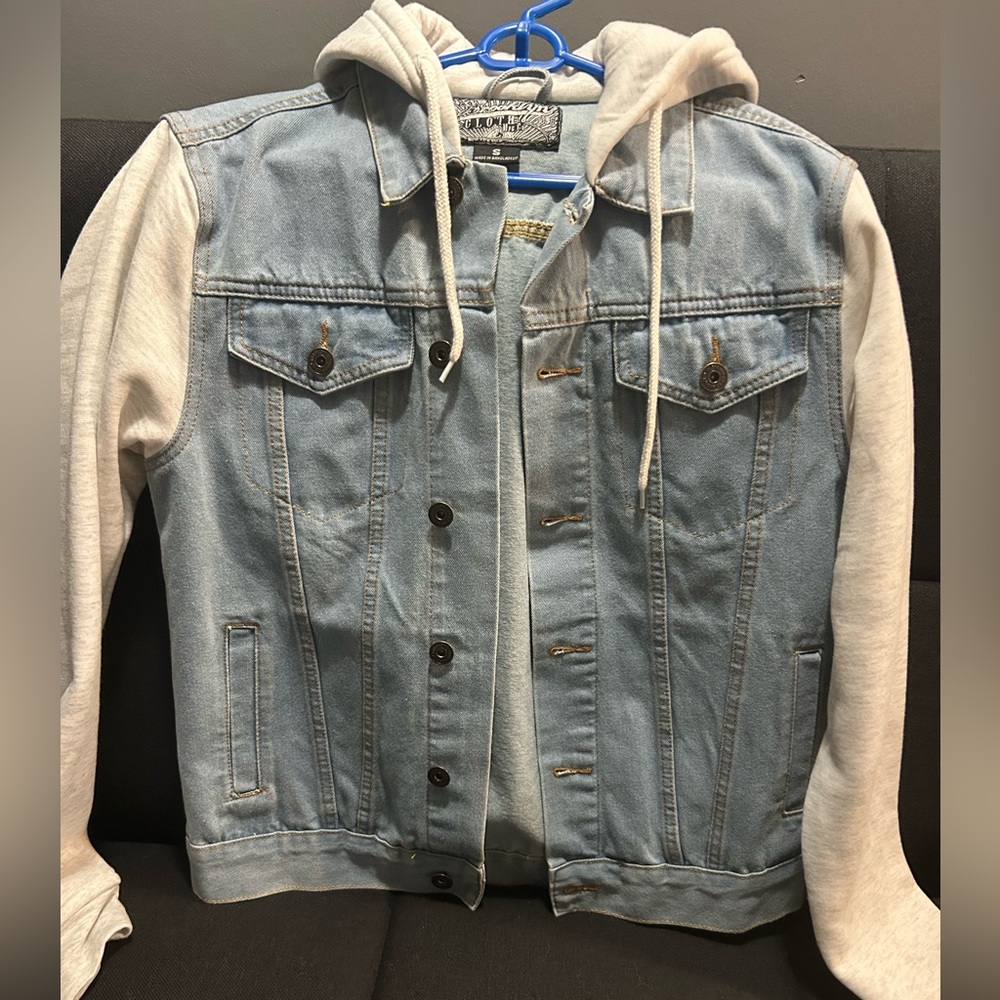 Men’s jean hoodie jacket size s